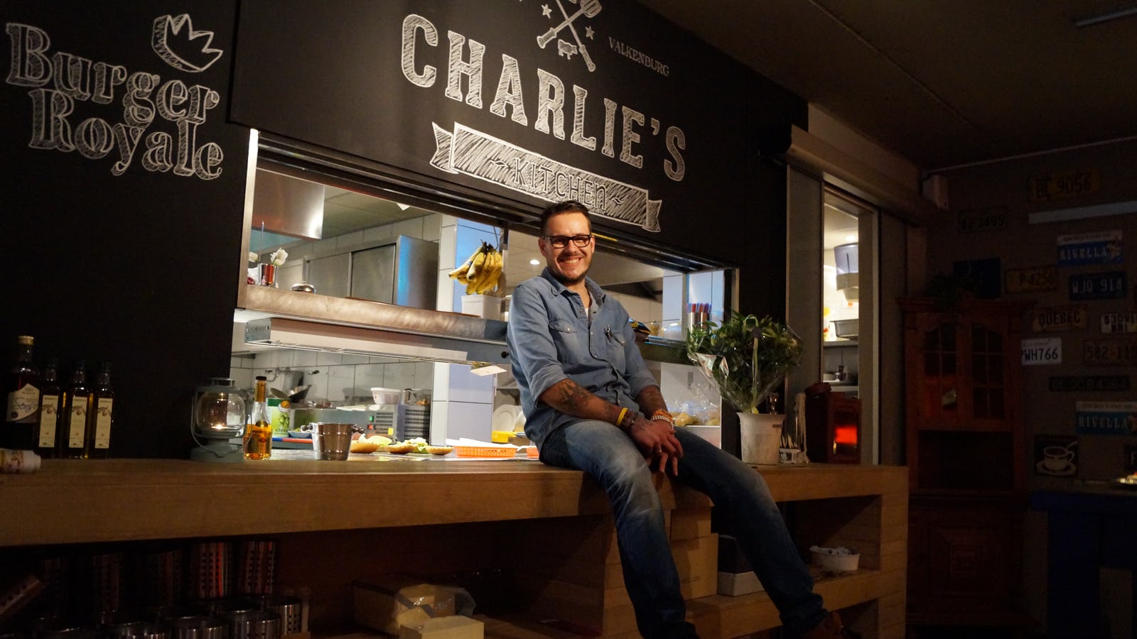 Charles Otten start met Charlie's Burgers & Steaks