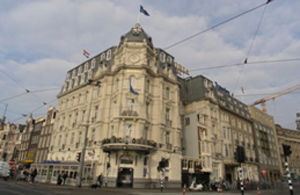 Renovatie façade Park Plaza Victoria Amsterdam afgerond