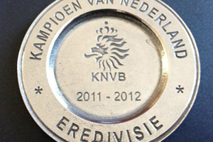 Ajax-fans vieren titel in centrum in 'goede sfeer