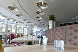 Alphense brasserie eerbetoon aan burgemeester