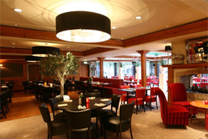 Uitslaande brand treft restaurant in De Lutte