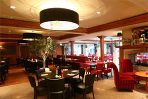 Uitslaande brand treft restaurant in De Lutte