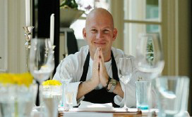 Toine Smulders opent bistro van oud-leerlingen