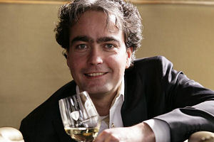 Jean Luc Etienne sommelier bij Moshik Roth**