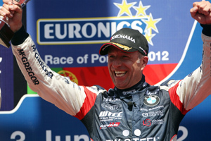 Racen met Tom Coronel bij Kwalitaria Soest