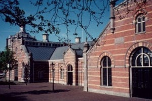 PEC neemt exploitatie de Esch over