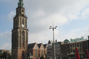Vakbeurs en biertappen in Martinikerk Groningen