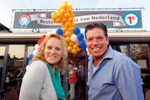 Klanten trots op Cafetaria Top 100-winnaar Van Holst