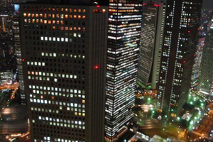 Duurste vijfsterrenhotels in Tokio en Parijs