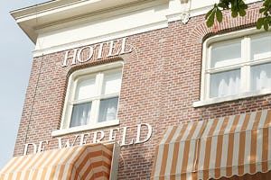 Wageningen UR verkoopt hotel De Wereld