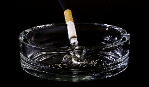 Iets minder boetes voor overtreden rookverbod