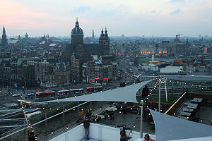 Schaatsen op dakterras DoubleTree