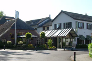 Amsterdammers heropenen hotel in Vorden