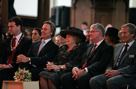 KHN bedankt koningin Beatrix