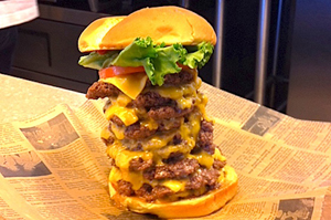 Negen hamburgers op Triple Triple