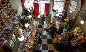 Jonnie en Thérèse Boer openen Wijn & Ko