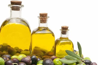 Verplicht etiket op olijfoliefles van de baan