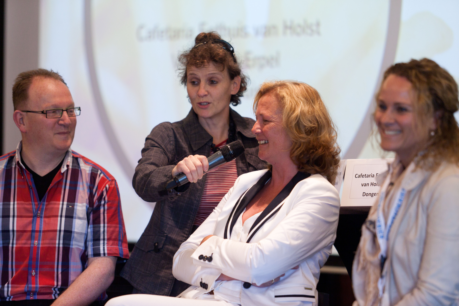 Top 100 winnaars: vrouwenhand is onontbeerlijk