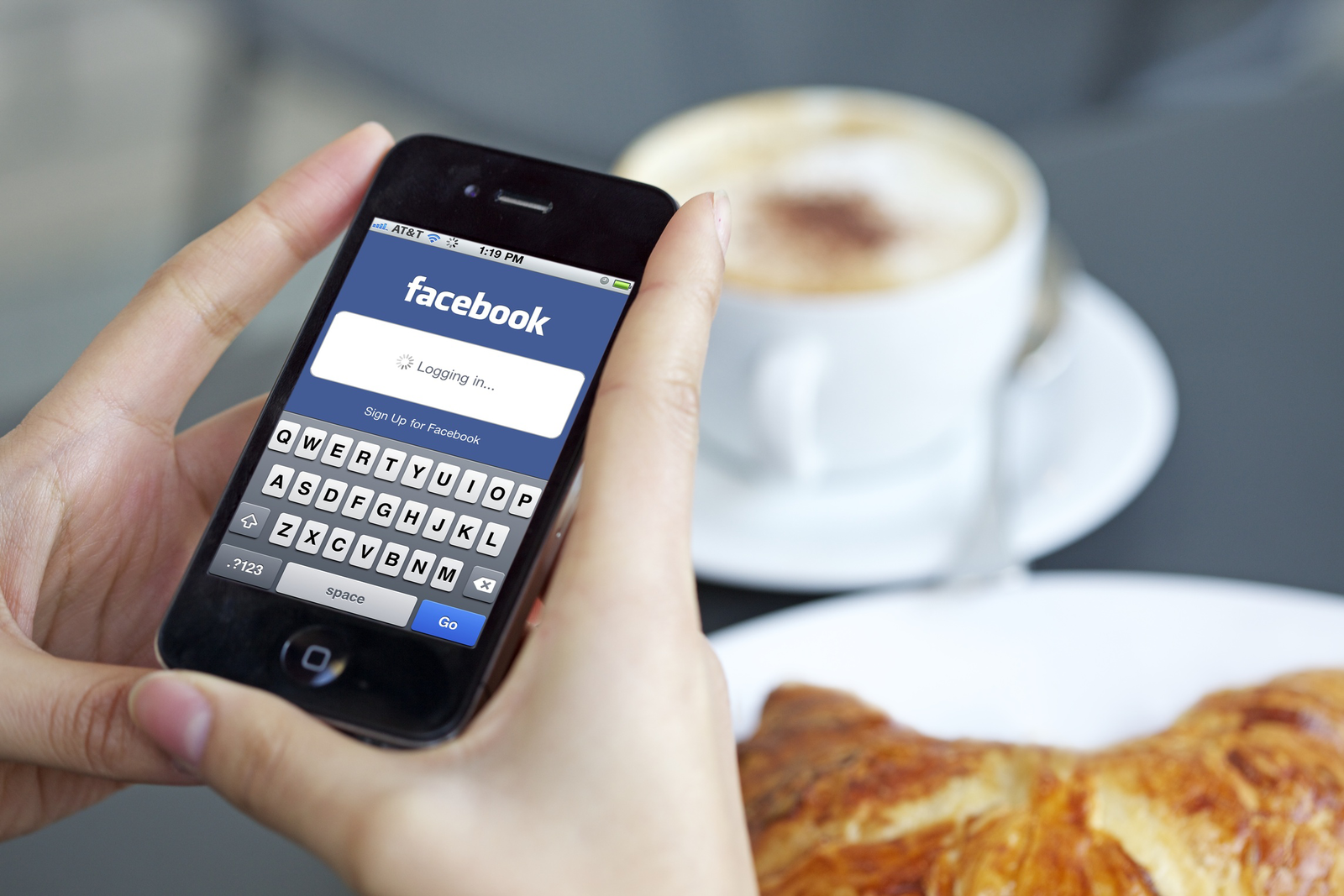 Horeca stoort zich vreselijk aan smartphone