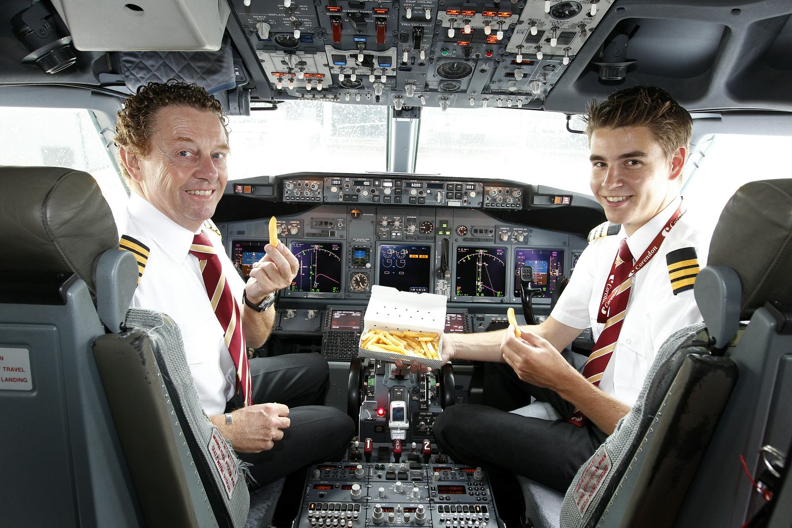 Corendon verkoopt frites in vliegtuig