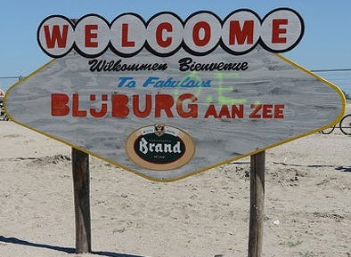 Amsterdamse strandpaviljoen Blijburg weer open