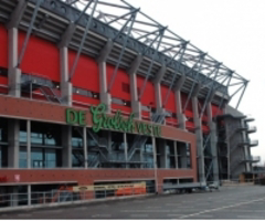 FC Twente daagt Grolsch voor de rechter