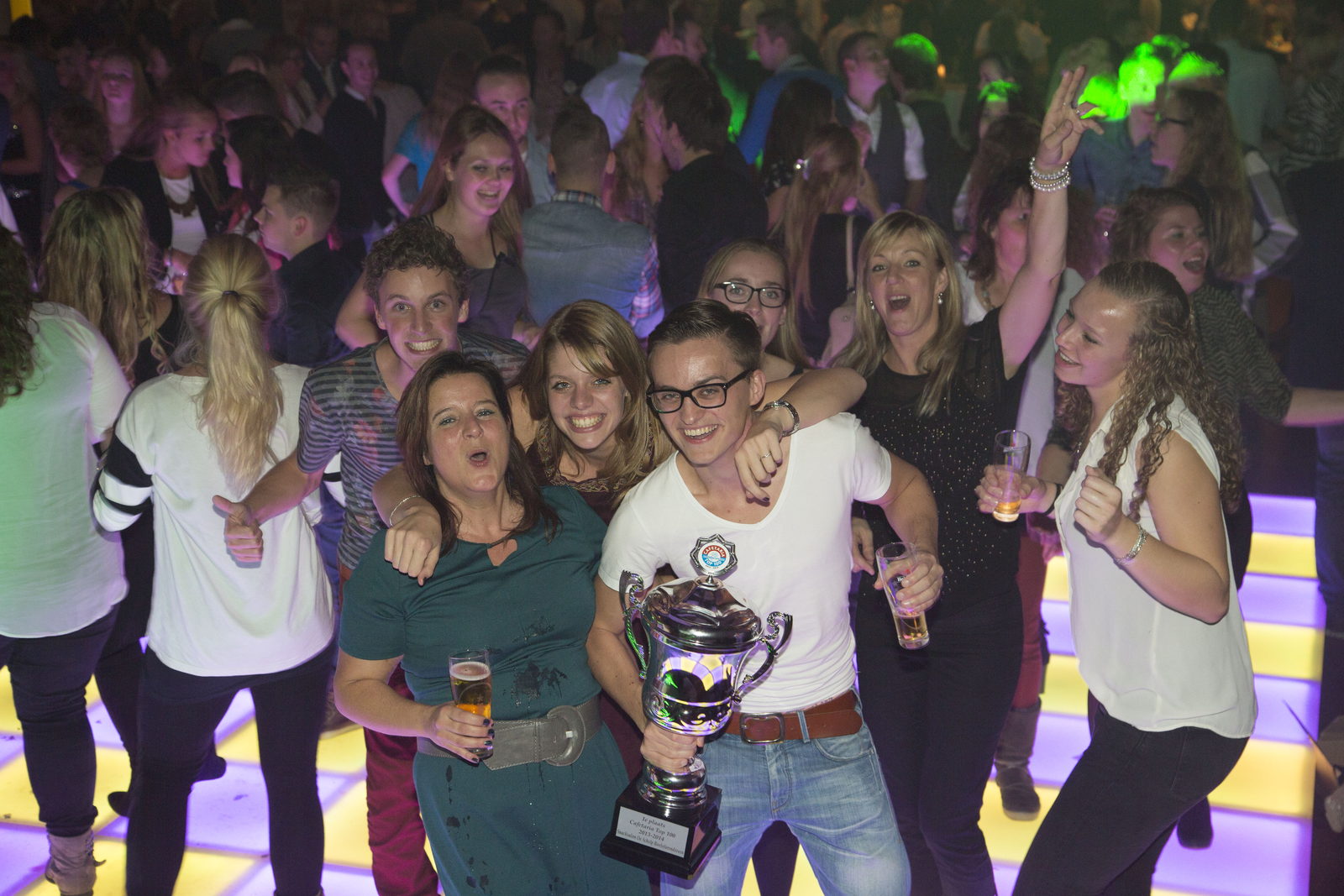 Cafetaria Top 100 uitreiking groot feest
