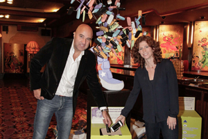 Bakker Bart inzamelpunt 'mobieltje vult schoen