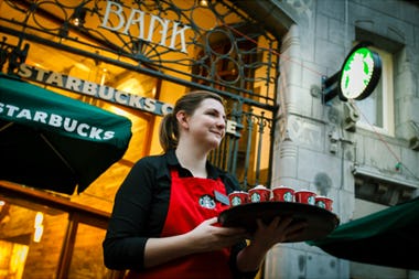 Nieuwe Starbucks op Damrak Amsterdam