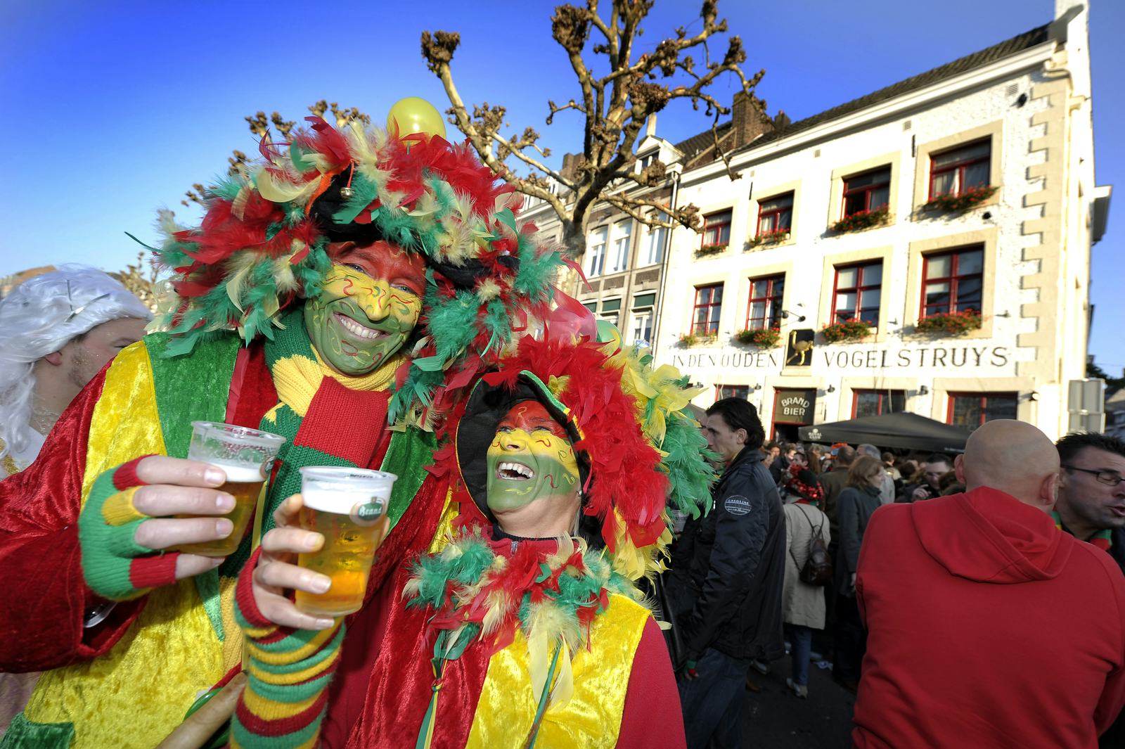 Horeca en carnaval: check leeftijd bij verkoop alcohol