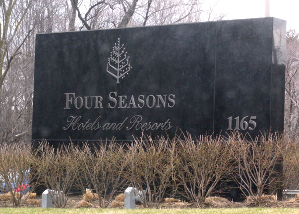 Four Seasons Hotels schaft eigen vliegtuig aan