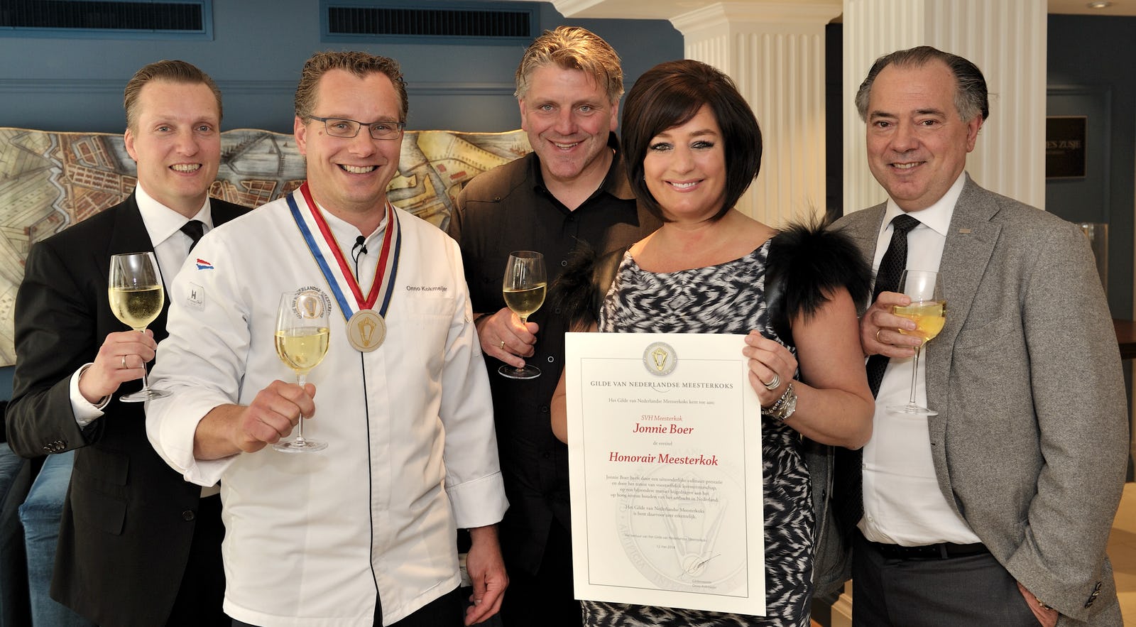 Collega's eren Jonnie Boer