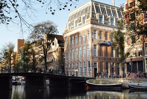 Duitse belegger koopt Radisson Blu Amsterdam