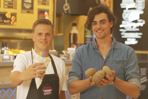 Bram Ladage lanceert storytelling-commercial