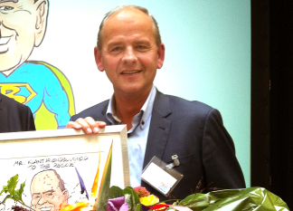 Bas Hoogland uitgeroepen tot 'Mr. Klantvriendelijkheid 2014