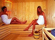 Naaktheid belemmert saunabezoek