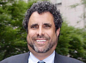 Peperdure advertentie jegens recensie