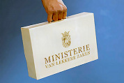 Opvallend koffertje op Prinsjesdag