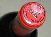 Dieven plunderen wijnkelder restaurant