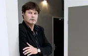Stelende barman eist geld terug