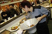 Snackmenutoppers werken bij Snackpoint Kolibri