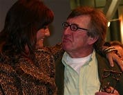 Eerste Gastvrijheid Award voor huilende Paul Zonneveld