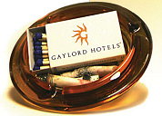 Rookvrij hotel veilt asbakken