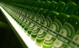Heineken waarschuwt voor sanering cafésector