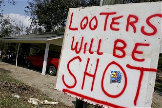 Plunderaars dreigen hotels leeg te halen