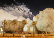 Beroemd hotel op spectaculaire wijze neergehaald