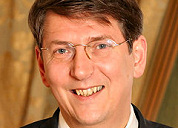 Nieuwe adjunct-directeur voor Okura