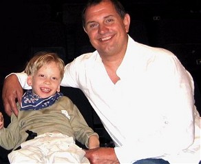 Kroegbaas verdient 100.00 euro voor doodziek kind