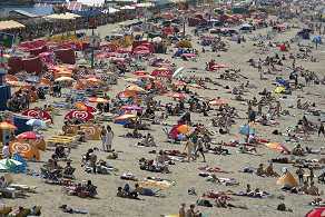 Standtoerisme in gevaar door tekort strandwachten