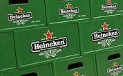 Bierkrattoren van 9 meter op caféterras